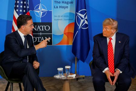 tagreuters.com2025binary_LYNXMPEL5O0BM-VIEWIMAGE