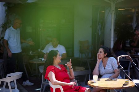 tagreuters.com2025binary_LYNXMPEL5O0IC-VIEWIMAGE