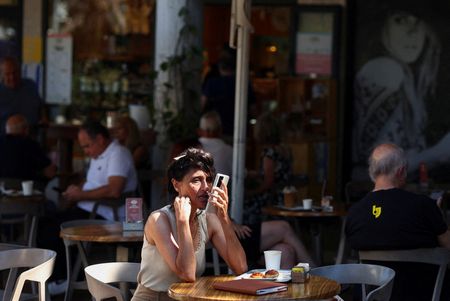 tagreuters.com2025binary_LYNXMPEL5O0IF-VIEWIMAGE