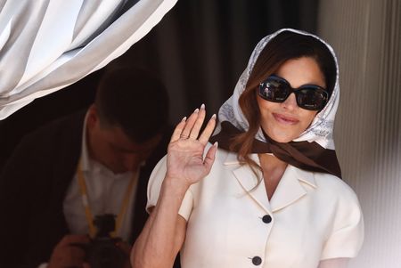 tagreuters.com2025binary_LYNXMPEL5Q0KK-VIEWIMAGE