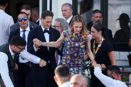 tagreuters.com2025binary_LYNXMPEL5Q0P6-VIEWIMAGE