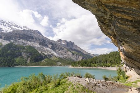 tagreuters.com2025binary_LYNXMPEL601HU-VIEWIMAGE