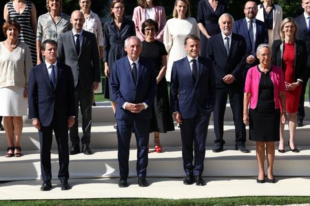 tagreuters.com2025binary_LYNXMPEL610EZ-VIEWIMAGE