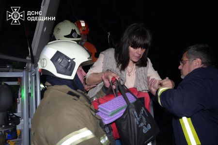 tagreuters.com2025binary_LYNXMPEL62056-VIEWIMAGE