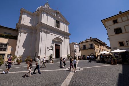 tagreuters.com2025binary_LYNXMPEL620FE-VIEWIMAGE