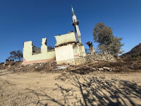 tagreuters.com2025binary_LYNXMPEL620NE-VIEWIMAGE