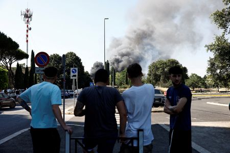 tagreuters.com2025binary_LYNXMPEL6308Q-VIEWIMAGE