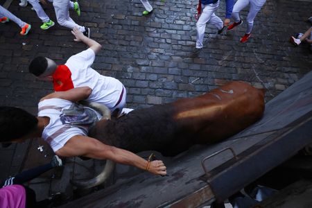 tagreuters.com2025binary_LYNXMPEL6707Z-VIEWIMAGE