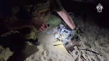 tagreuters.com2025binary_LYNXMPEL680AH-VIEWIMAGE