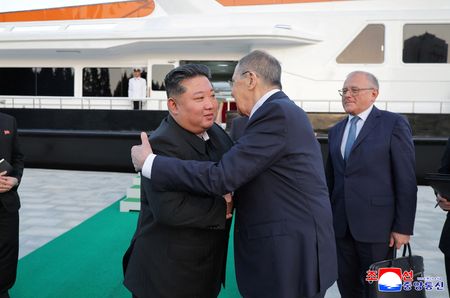 tagreuters.com2025binary_LYNXMPEL6C007-VIEWIMAGE