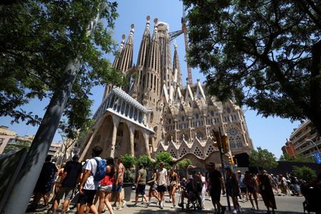 tagreuters.com2025binary_LYNXMPEL6H0K1-VIEWIMAGE