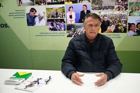 tagreuters.com2025binary_LYNXMPEL6H0S0-VIEWIMAGE