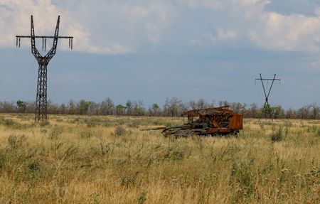 tagreuters.com2025binary_LYNXMPEL6H13Q-VIEWIMAGE