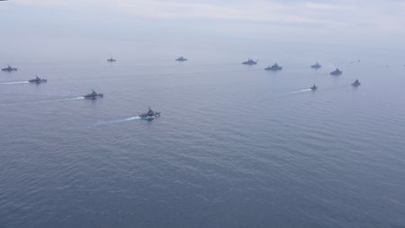 tagreuters.com2025binary_LYNXMPEL6M0BR-VIEWIMAGE