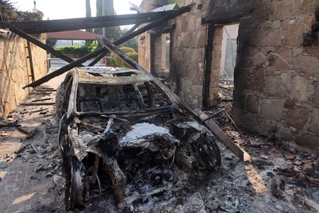 tagreuters.com2025binary_LYNXMPEL6N0TT-VIEWIMAGE