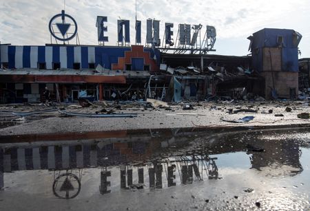 tagreuters.com2025binary_LYNXMPEL6P02V-VIEWIMAGE