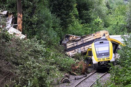 tagreuters.com2025binary_LYNXMPEL6R08G-VIEWIMAGE