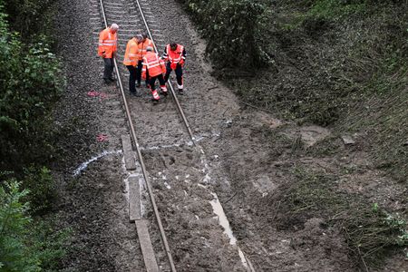 tagreuters.com2025binary_LYNXMPEL6R08K-VIEWIMAGE