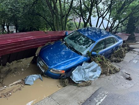 tagreuters.com2025binary_LYNXMPEL6R0LN-VIEWIMAGE