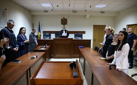 tagreuters.com2025binary_LYNXMPEL740JQ-VIEWIMAGE