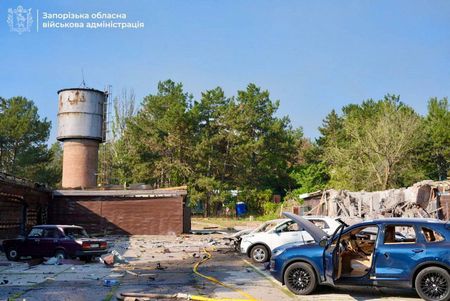 tagreuters.com2025binary_LYNXMPEL750A1-VIEWIMAGE