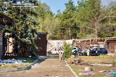 tagreuters.com2025binary_LYNXMPEL750A2-VIEWIMAGE