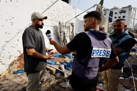 tagreuters.com2025binary_LYNXMPEL7A05E-VIEWIMAGE