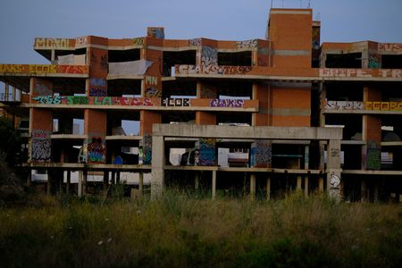 tagreuters.com2025binary_LYNXMPEL7H0BX-VIEWIMAGE