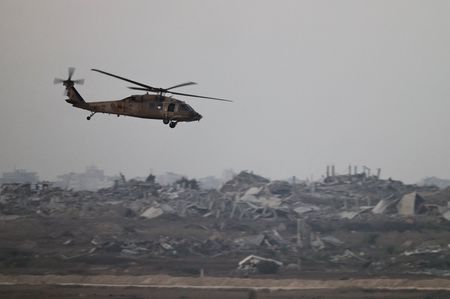 tagreuters.com2025binary_LYNXMPEL7H0UG-VIEWIMAGE