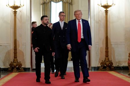 tagreuters.com2025binary_LYNXMPEL7H0VL-VIEWIMAGE