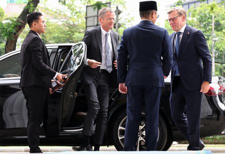 tagreuters.com2025binary_LYNXMPEL7J0AV-VIEWIMAGE