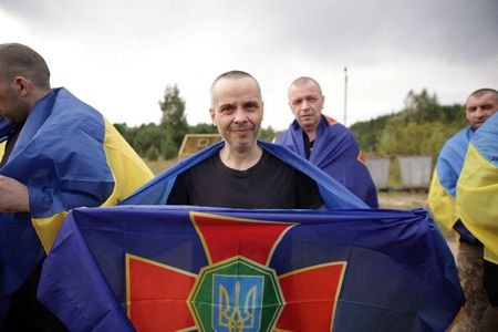 tagreuters.com2025binary_LYNXMPEL7N081-VIEWIMAGE