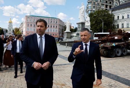 tagreuters.com2025binary_LYNXMPEL7O0CW-VIEWIMAGE