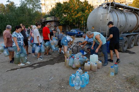 tagreuters.com2025binary_LYNXMPEL7O0IR-VIEWIMAGE