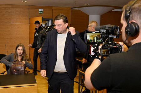 tagreuters.com2025binary_LYNXMPEL7O0LM-VIEWIMAGE