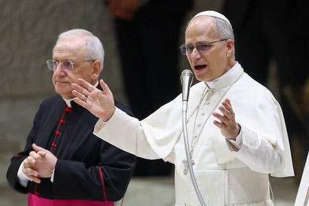 tagreuters.com2025binary_LYNXMPEL7Q0G8-VIEWIMAGE