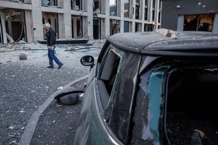 tagreuters.com2025binary_LYNXMPEL7R05Q-VIEWIMAGE