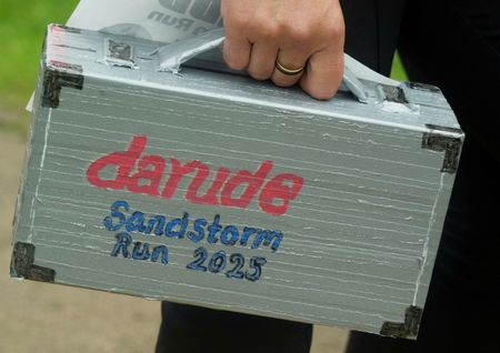 tagreuters.com2025binary_LYNXMPEL800X7-VIEWIMAGE