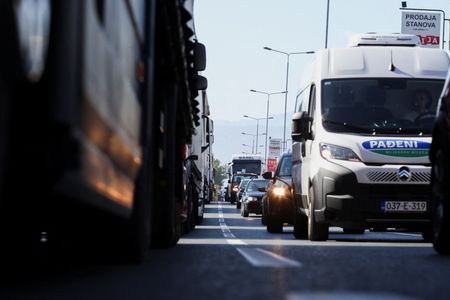 tagreuters.com2025binary_LYNXMPEL800XR-VIEWIMAGE