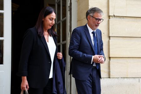 tagreuters.com2025binary_LYNXMPEL830HK-VIEWIMAGE