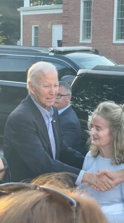 tagreuters.com2025binary_LYNXMPEL8501I-VIEWIMAGE