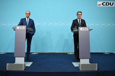 tagreuters.com2025binary_LYNXMPEL9J0II-VIEWIMAGE