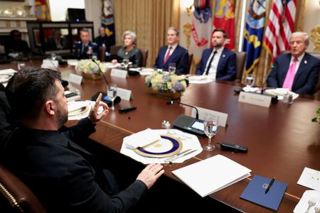 tagreuters.com2025binary_LYNXMPEL9K0FC-VIEWIMAGE