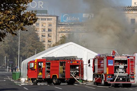 tagreuters.com2025binary_LYNXMPEL9L0EN-VIEWIMAGE