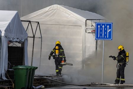 tagreuters.com2025binary_LYNXMPEL9L0O6-VIEWIMAGE