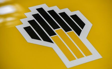 tagreuters.com2025binary_LYNXMPEL9L137-VIEWIMAGE