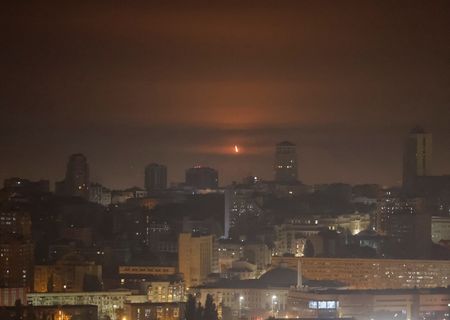 tagreuters.com2025binary_LYNXMPEL9M0F2-VIEWIMAGE