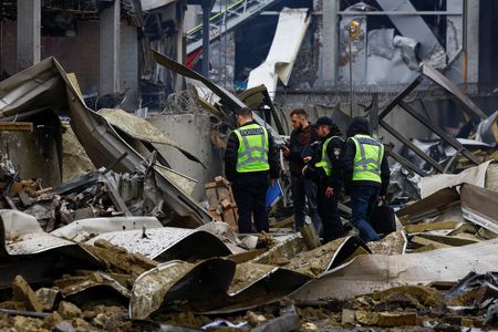 tagreuters.com2025binary_LYNXMPEL9O03H-VIEWIMAGE