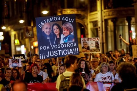 tagreuters.com2025binary_LYNXMPEL9O0C5-VIEWIMAGE