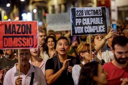 tagreuters.com2025binary_LYNXMPEL9O0C8-VIEWIMAGE